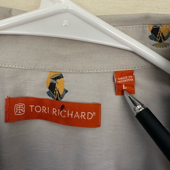 TORI RICHARD White Hawaiian S/S Shirt Large Multicolor Embroidered Fish - Picture 4 of 4